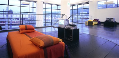 Blick in die Ausstellung "Carl Pruscha: Mein Logbuch"