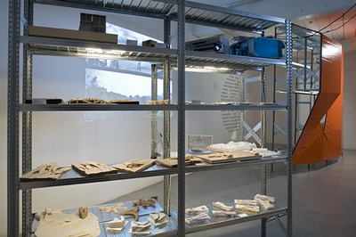 Blick in die Ausstellung "Rainer Pirker: architeXtures" im aut