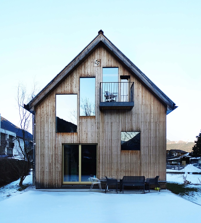 Lobende Erwähnung des Landes Tirol für Neues Bauen 2020: OFFICE.P, Fulpmes, 2015 – 2020 (Architektur: Robert Pfurtscheller/Madritsch Pfurtscheller)