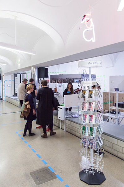 Eröffnung 09.06.2016: FORM FOLLOWS ...