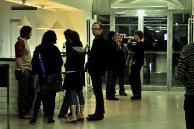 Filmabend: FACELESS und BODY TRAIL