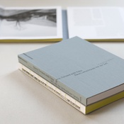 Raum, verschraubt mit der Zeit / Space Twisted with Time – Architekturjahrbuch Graz Steiermark 2010 / Architecture Yearbook Graz Styria 2010