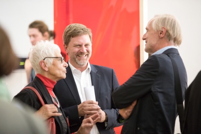 Ausstellungseröffnung "we are here! 3 Versuche"