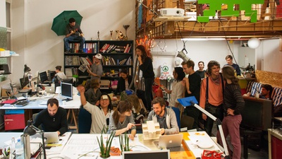 © AZ 247 © Zeichensäle