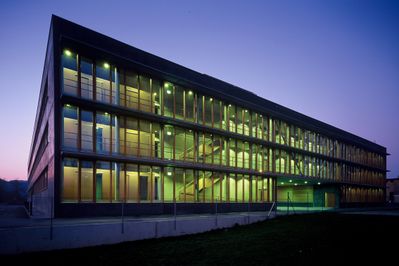 Häuser schaun: Impulszentrum Graz-West, Architekt Hubert Rieß