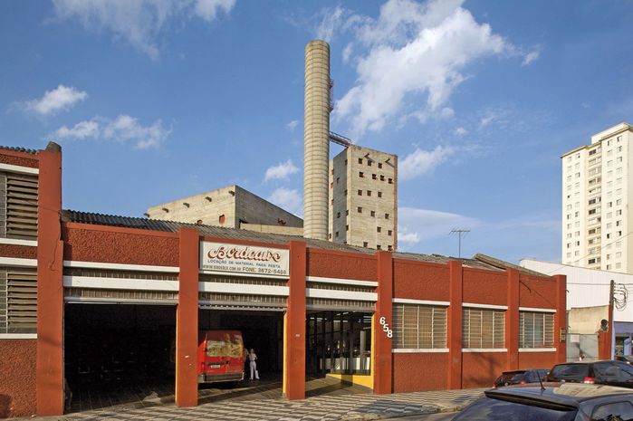 SESC-Pompéia von Lina Bo Bardi, São Paulo, 2008