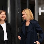 Zerina Džubur und Karin Oberhuber