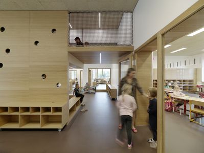 Bildungscampus Zeltweg, Zeltweg; Bauherr:in: Stadtgemeinde Zeltweg Immobilien GmbH & Co KG; Architektur: ARGE reitmayr architekten – balloon architekten ZT-OG
