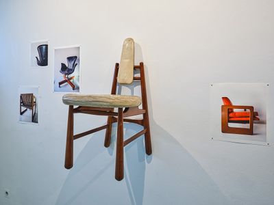 Blick in die Ausstellung "Aufbruch in die Architekturmoderne El Salvadors" im aut