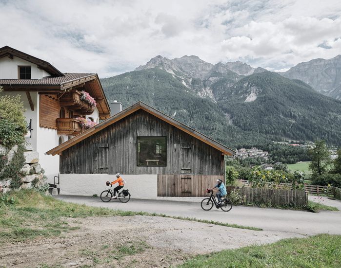 Anerkennung des Landes Tirol für Neues Bauen 2022: Schupfen Gröbenhof, Umbau, Fulpmes, 2019 – 2021 (Architektur: Jakob Siessl, Florian Schüller)