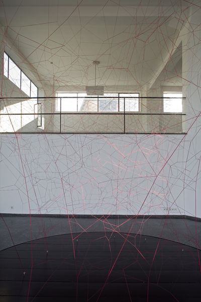 Rauminstallation "Red Respect"