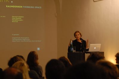 Buchpräsentation: Irmgard Frank RAUM DENKEN THINKING SPACE